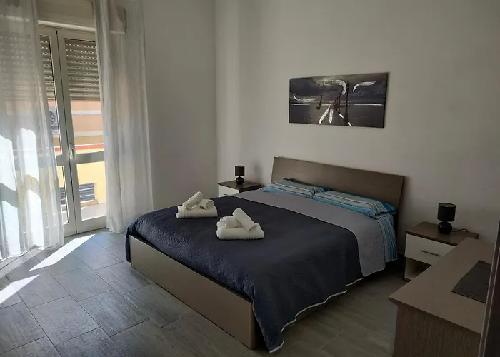 The Friend's House I *